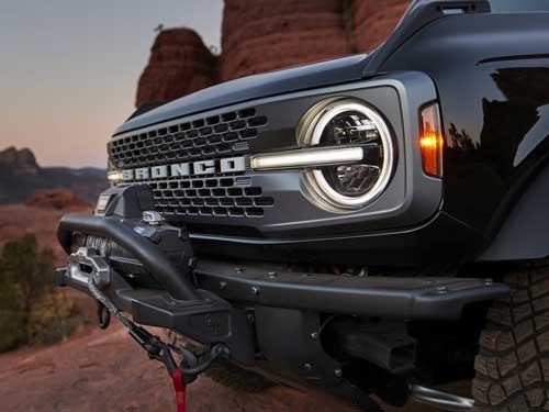 2023 Ford Bronco close up view of front bumper with wenches