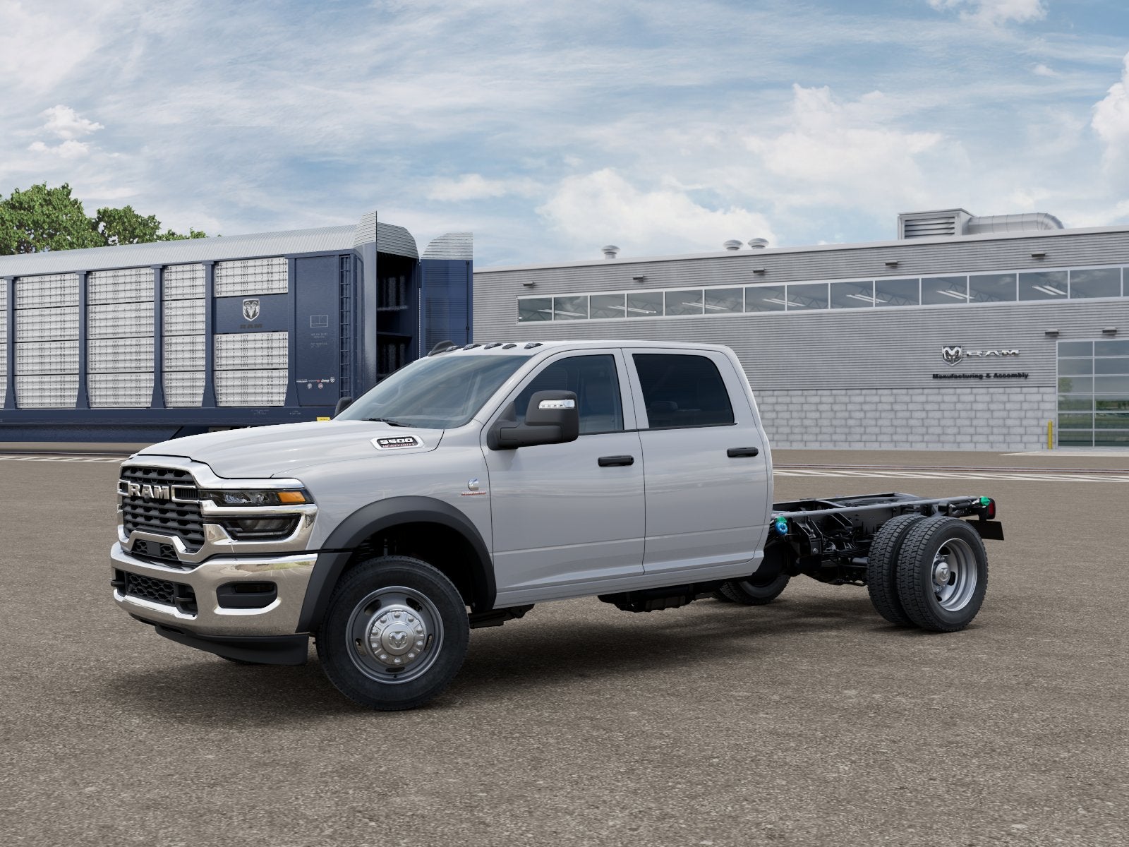 2026 RAM Ram 5500 Chassis Cab RAM 5500 TRADESMAN CHASSIS CREW CAB 4X4 60' CA