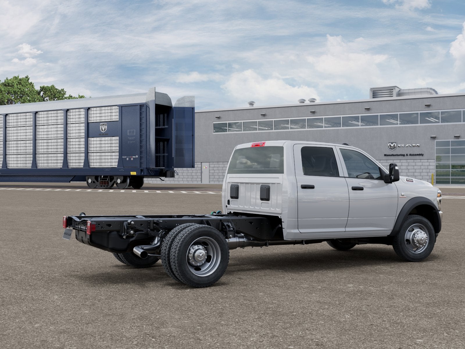 2026 RAM Ram 5500 Chassis Cab RAM 5500 TRADESMAN CHASSIS CREW CAB 4X4 60' CA