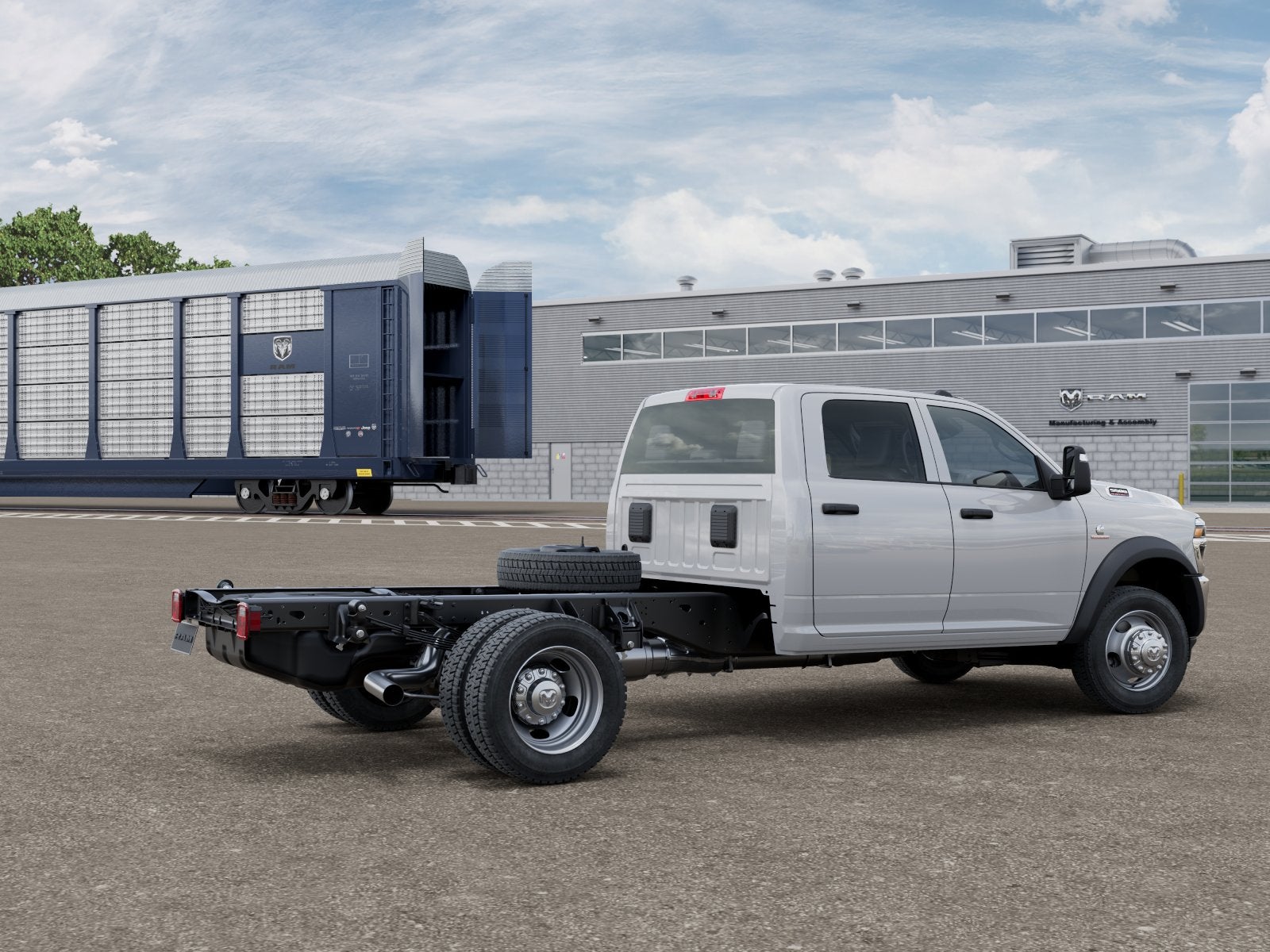 2026 RAM Ram 5500 Chassis Cab RAM 5500 TRADESMAN CHASSIS CREW CAB 4X4 60' CA
