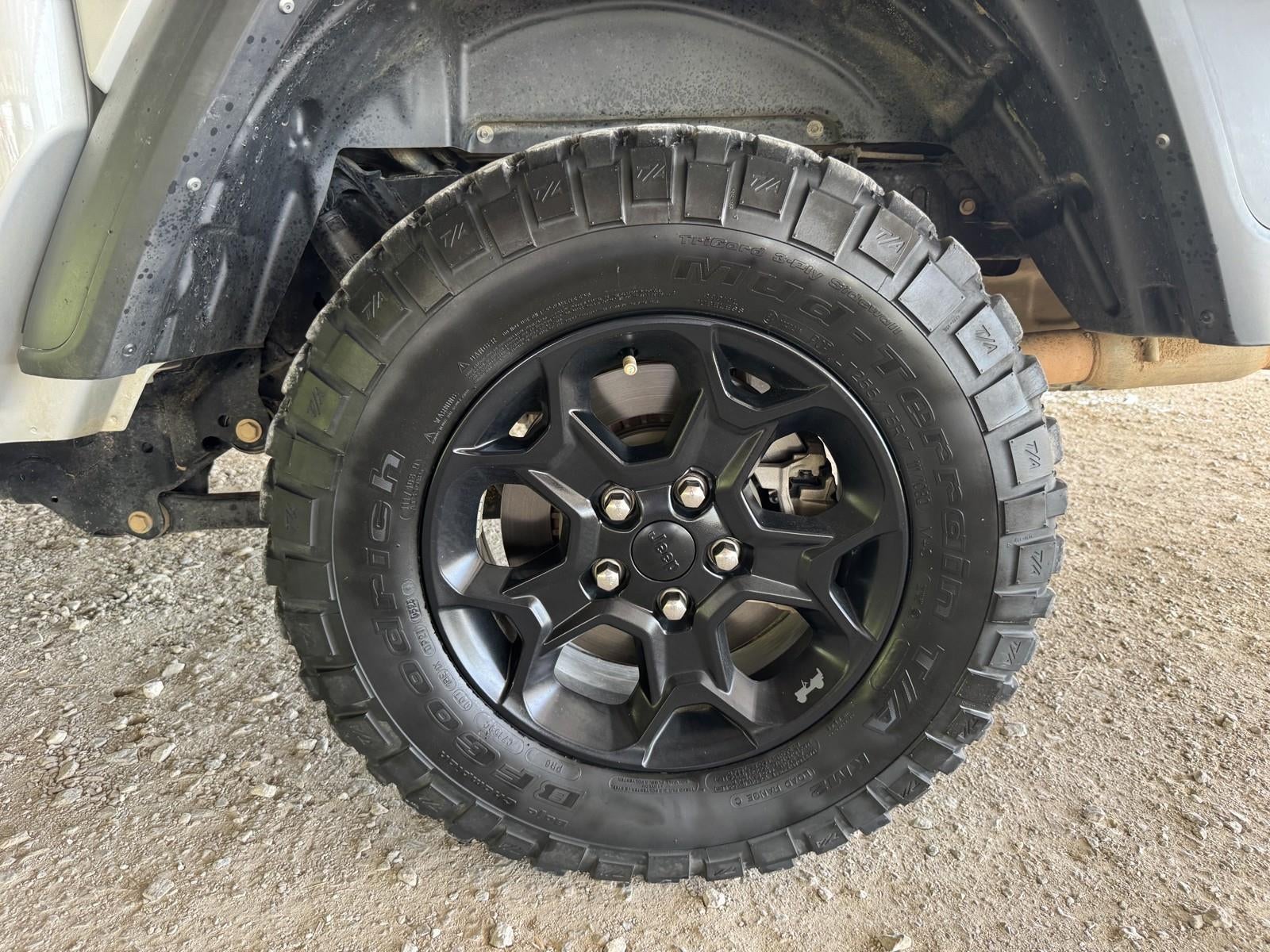 2023 Jeep Gladiator Sport