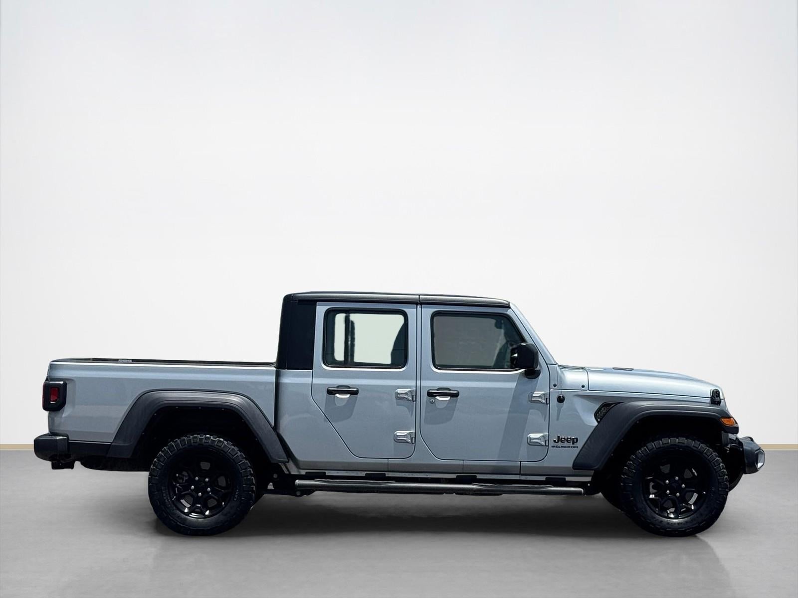 2023 Jeep Gladiator Sport