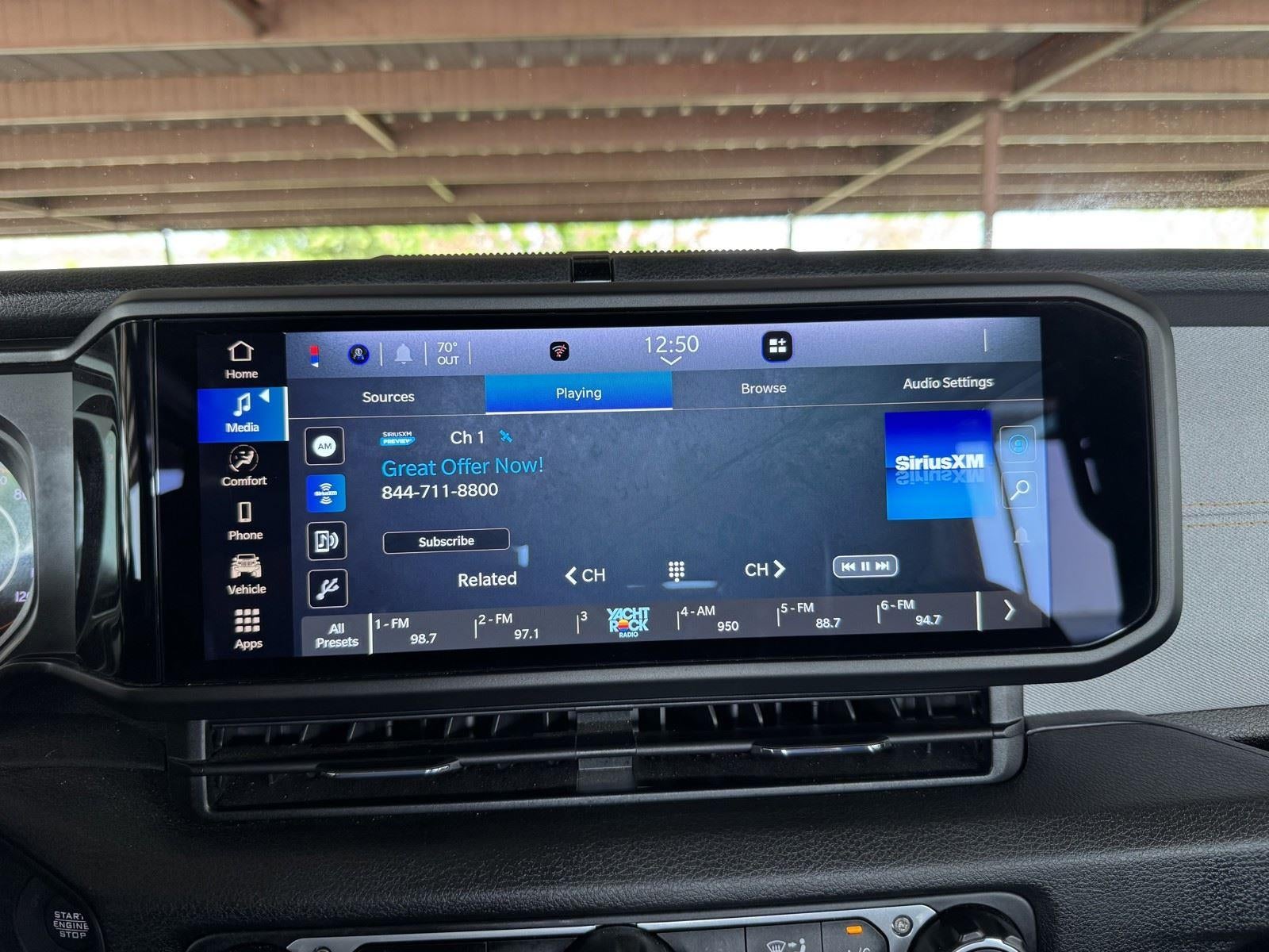 2024 Jeep Gladiator Sport