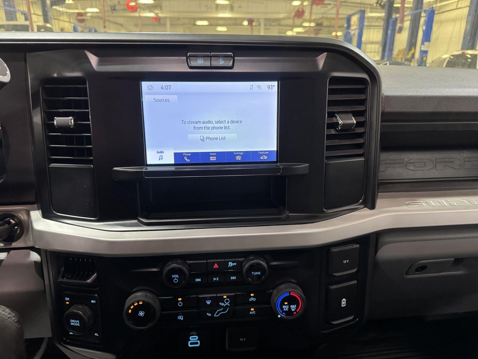 2025 Ford Super Duty F-250 SRW XL