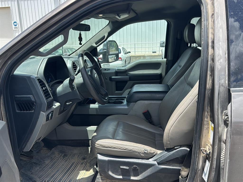 2022 Ford Super Duty F-350 DRW XLT