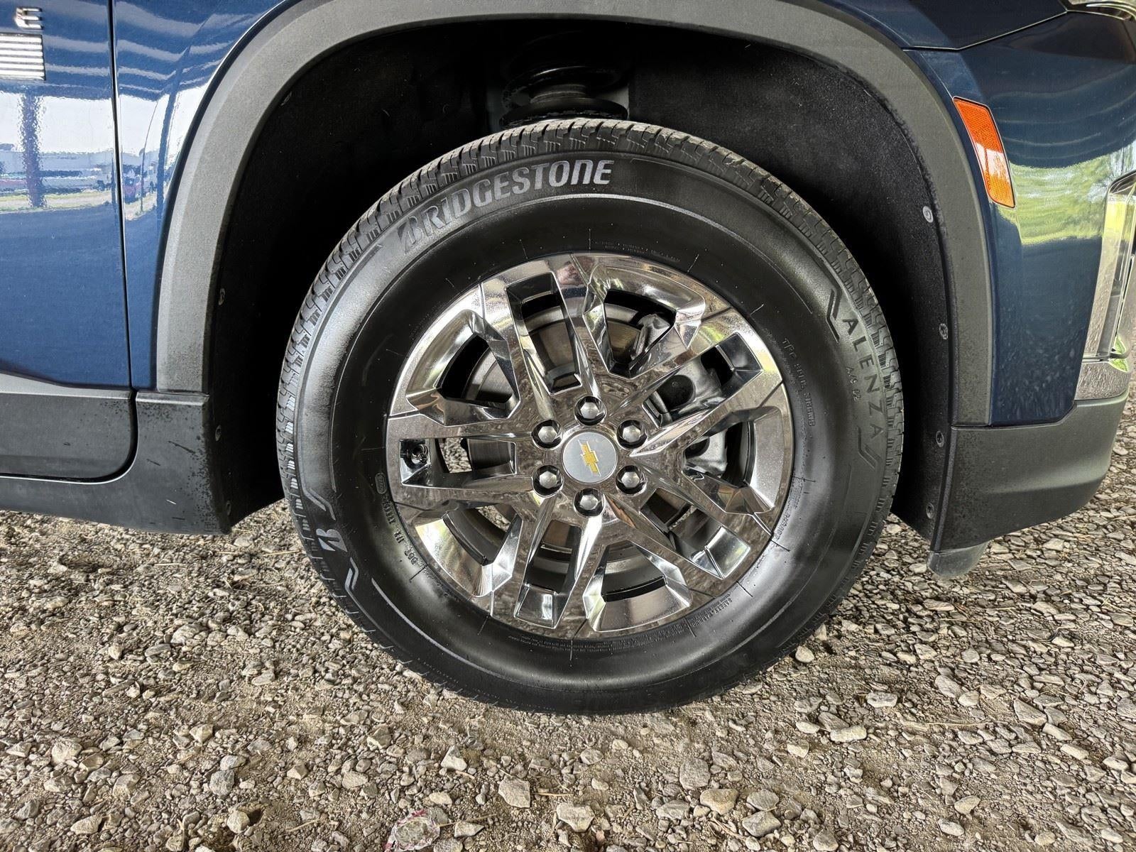 2023 Chevrolet Traverse LS