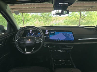 2025 Chevrolet Traverse FWD LT