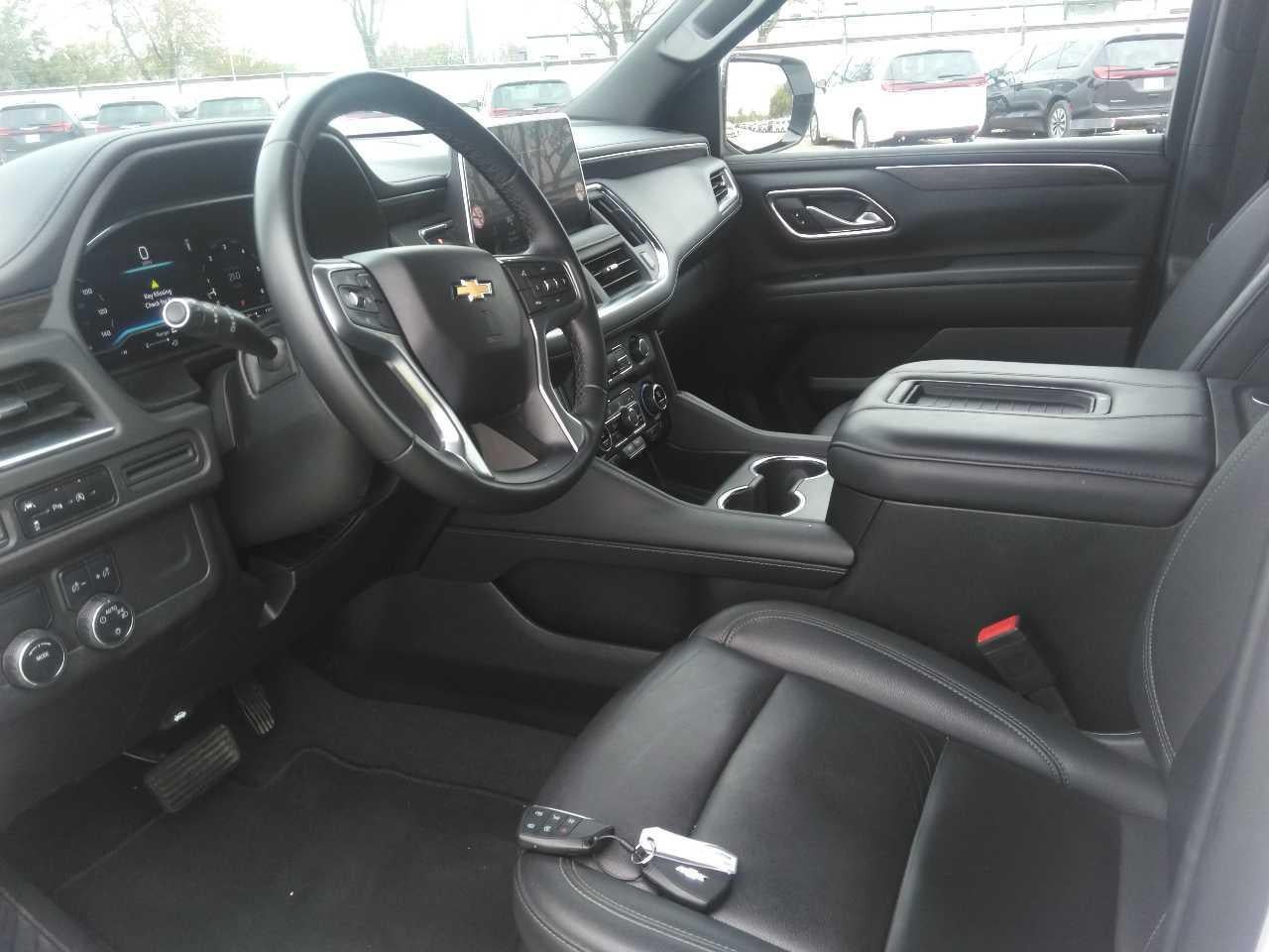 2024 Chevrolet Suburban LT