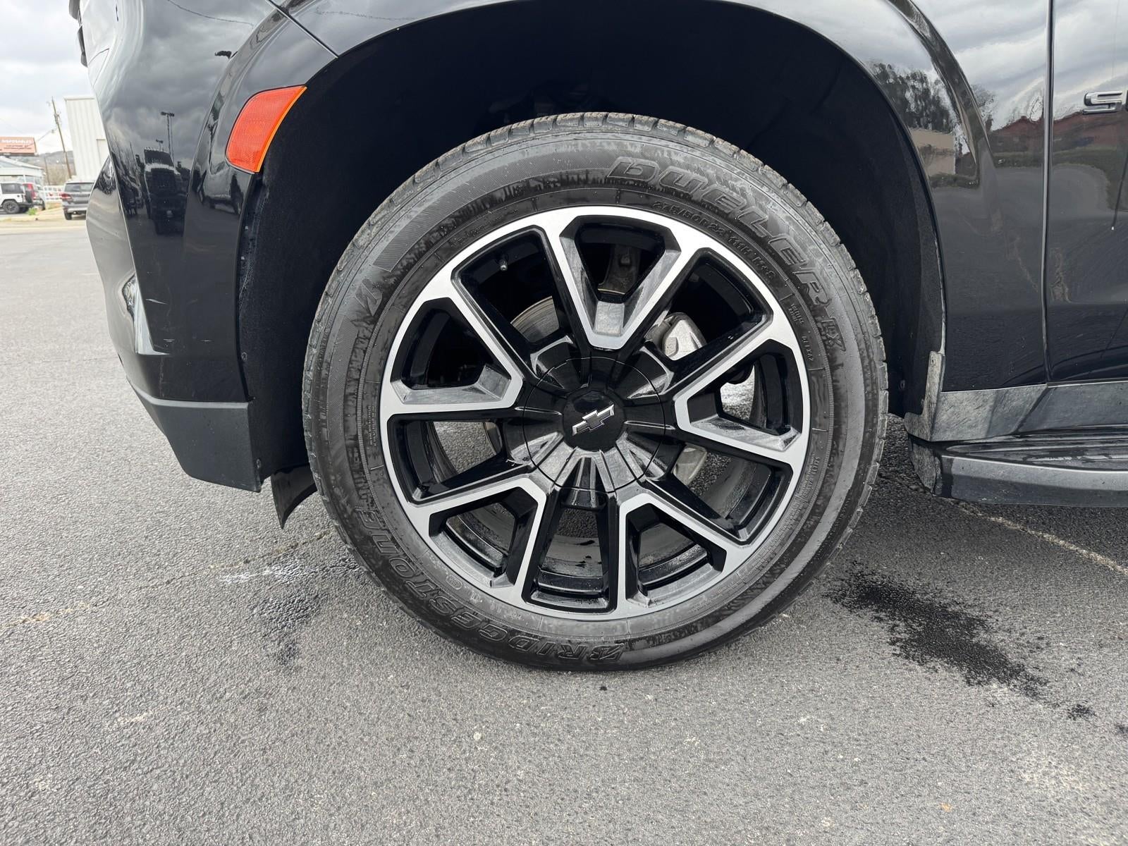 2023 Chevrolet Suburban RST