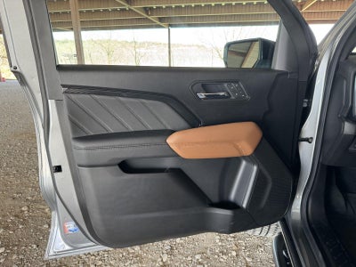 2025 GMC Canyon 4WD AT4