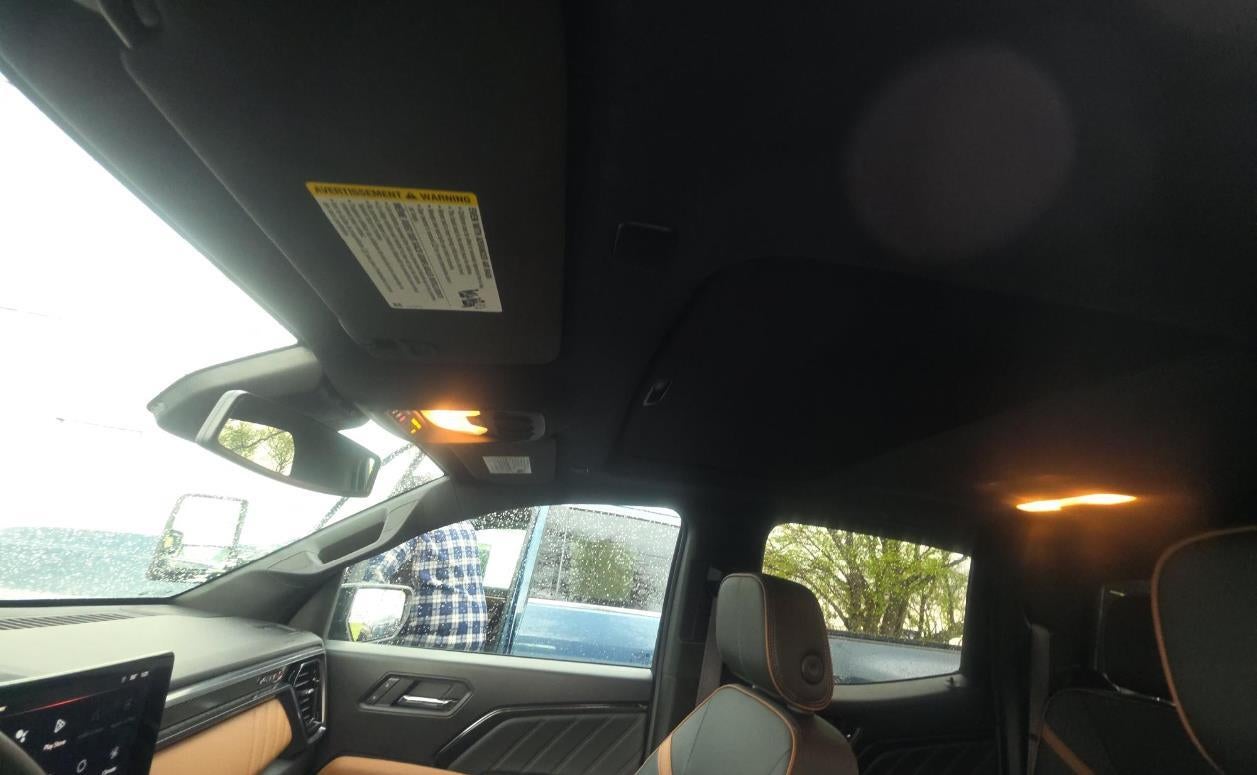 2025 GMC Canyon 4WD AT4