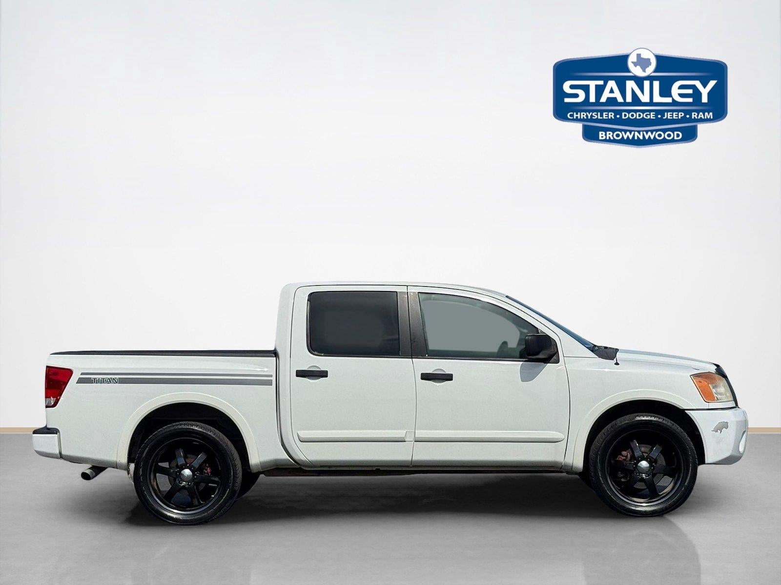 2012 Nissan Titan SV