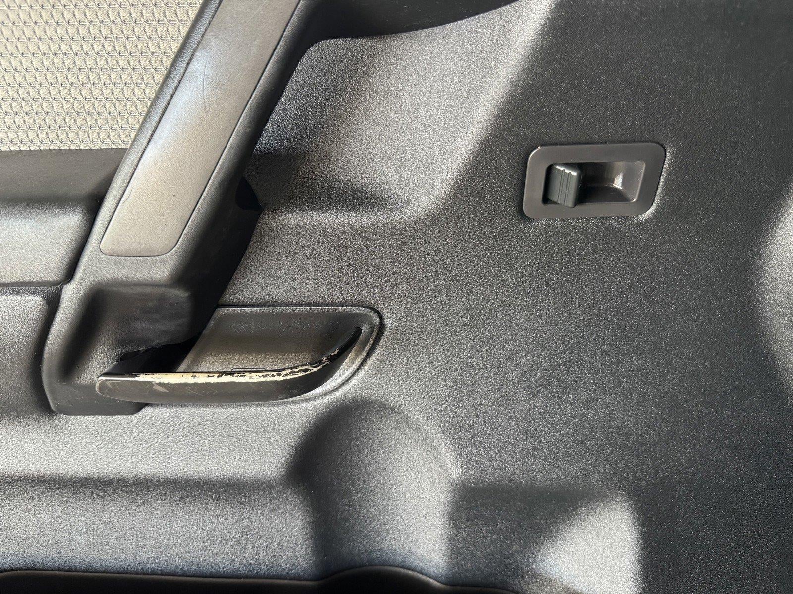 2012 Nissan Titan SV