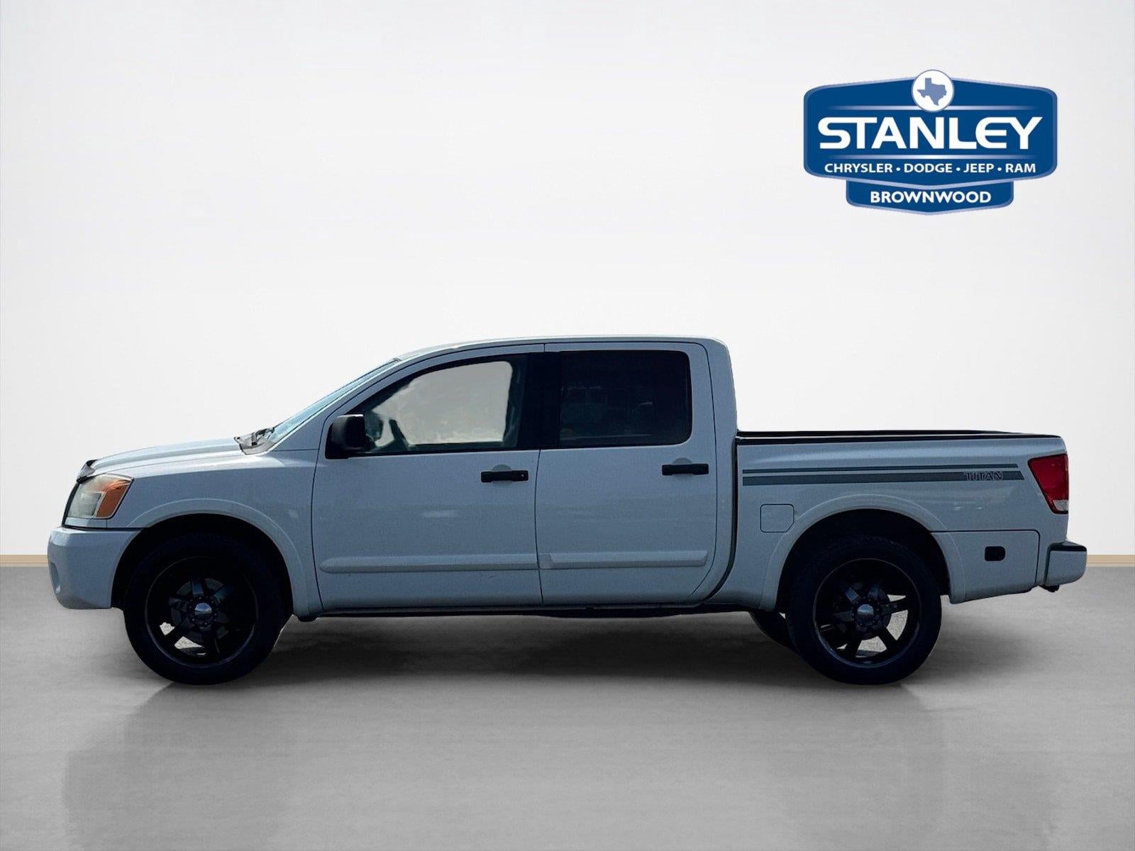 2012 Nissan Titan SV