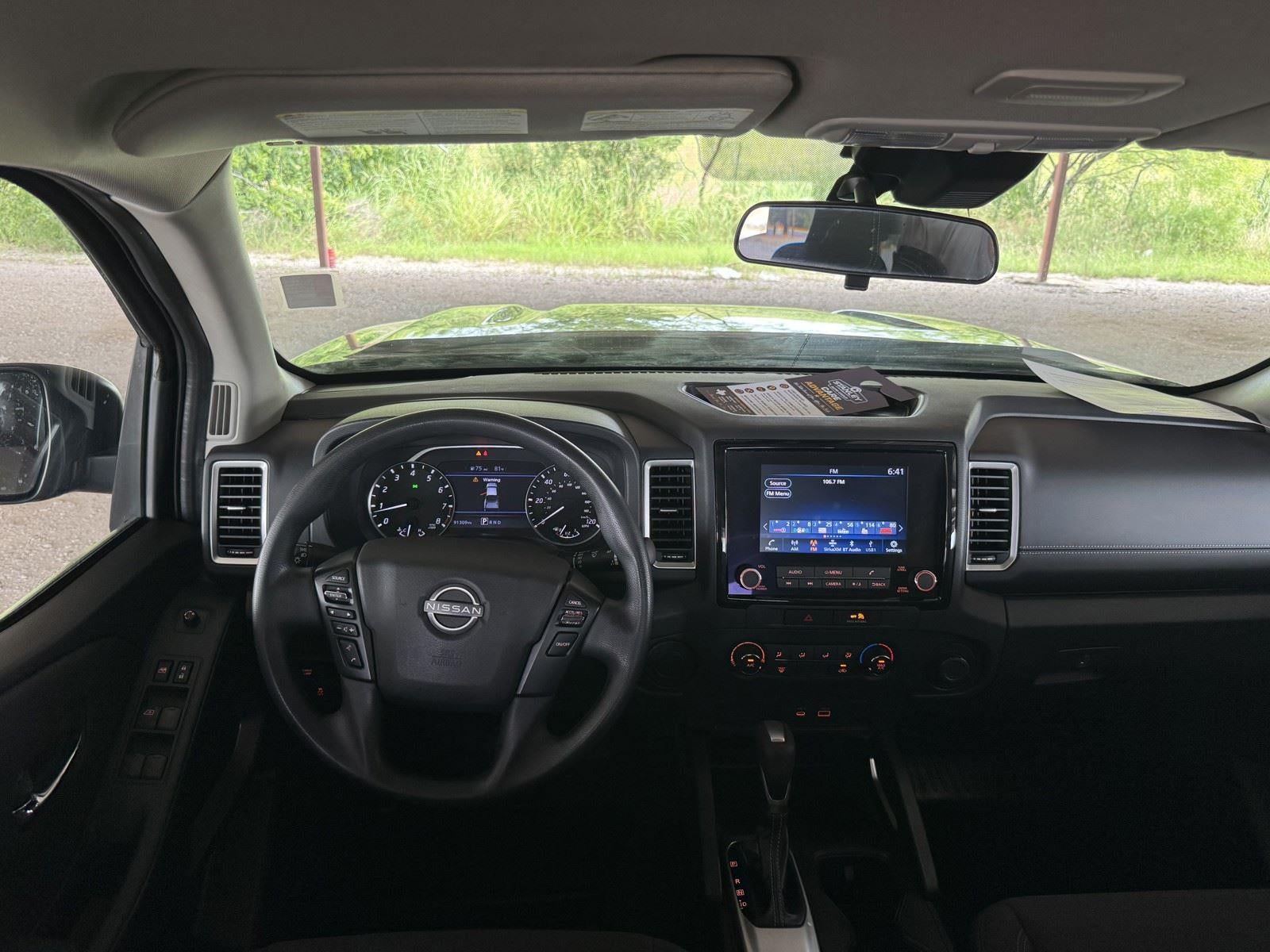 2022 Nissan Frontier SV
