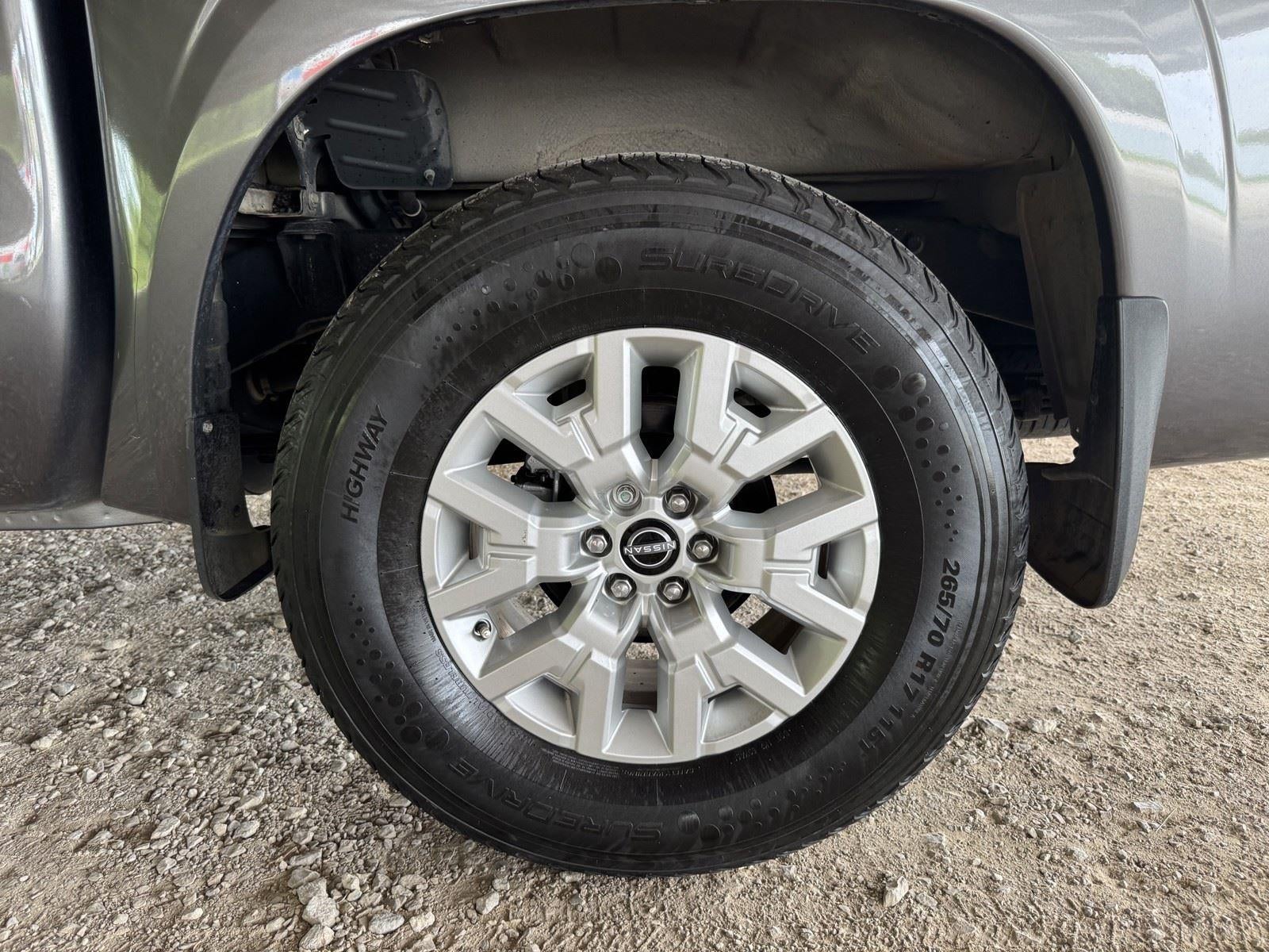 2022 Nissan Frontier SV