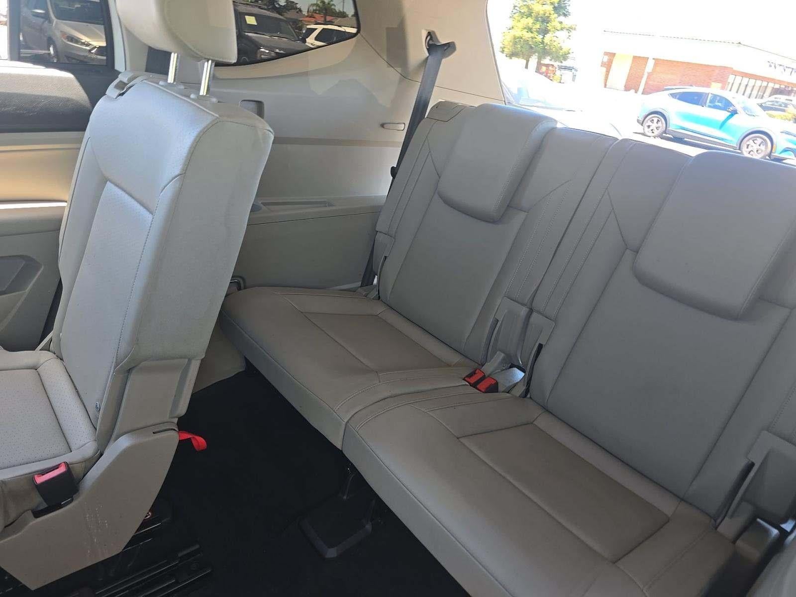 2019 Volkswagen Atlas 3.6L V6 SE w/Technology