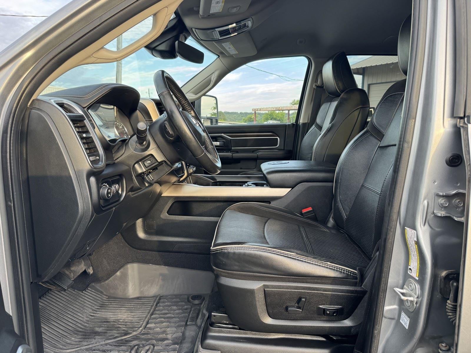 2024 RAM 3500 Laramie