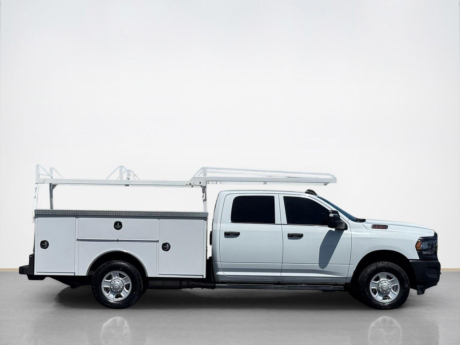 2023 RAM 3500 Chassis Cab Tradesman