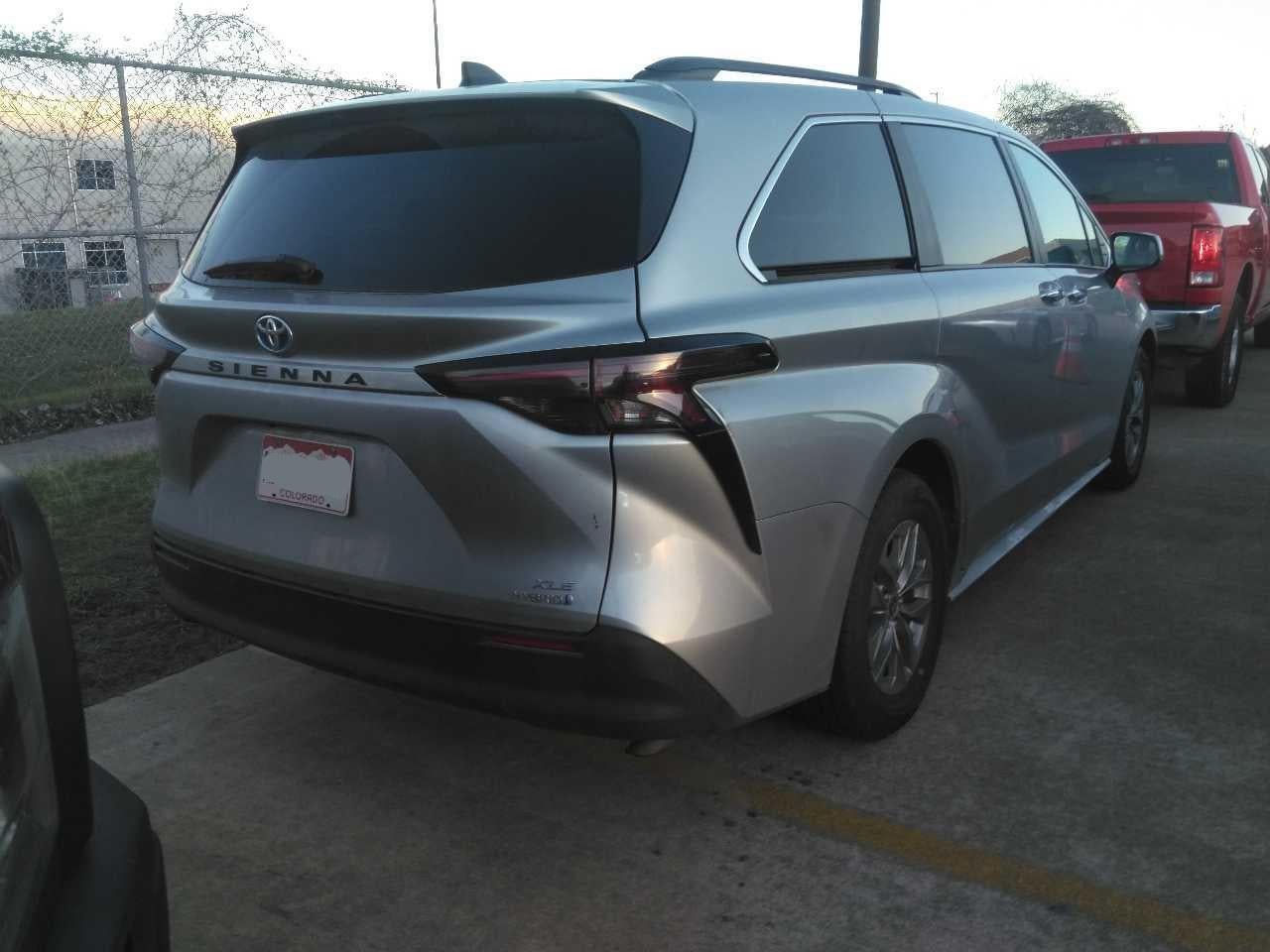 2024 Toyota Sienna XLE