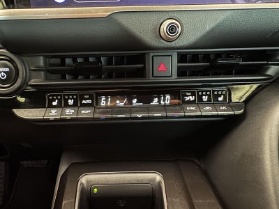 2024 Toyota Crown Platinum