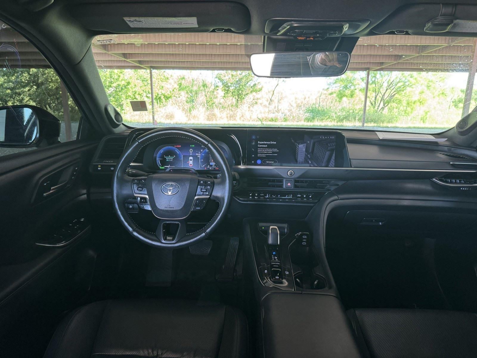 2024 Toyota Crown Platinum