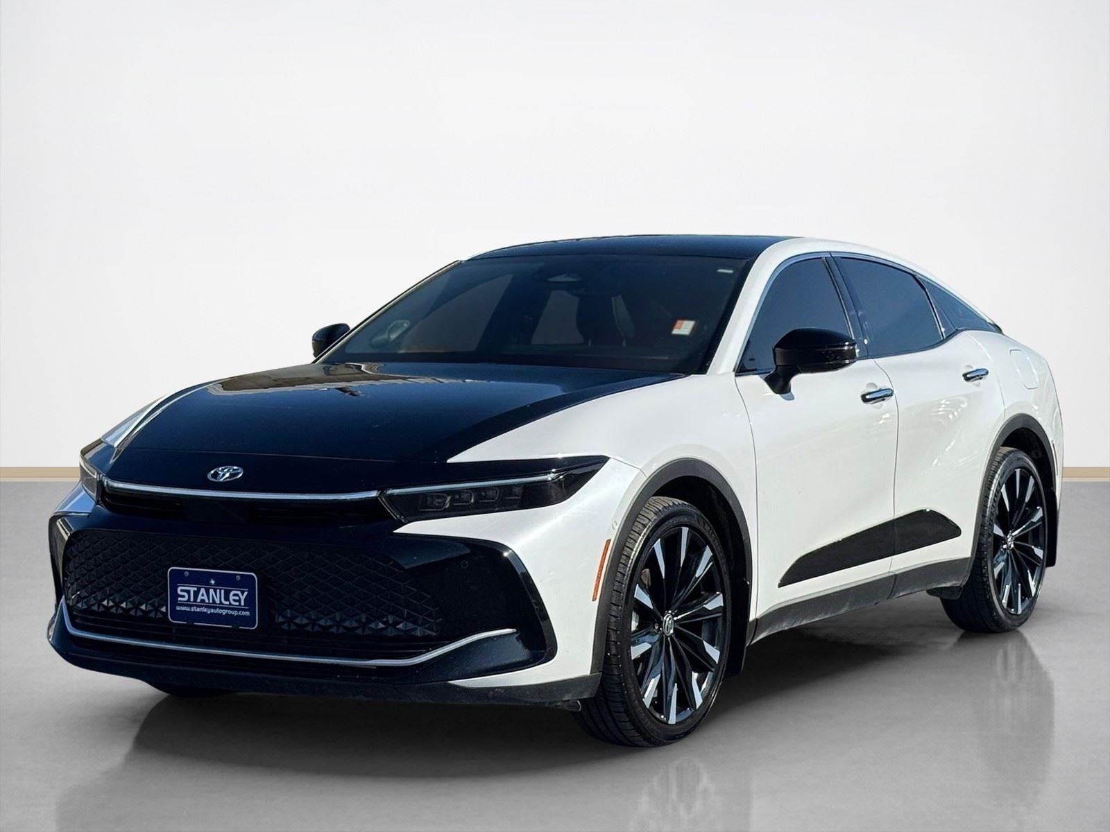 2024 Toyota Crown Platinum