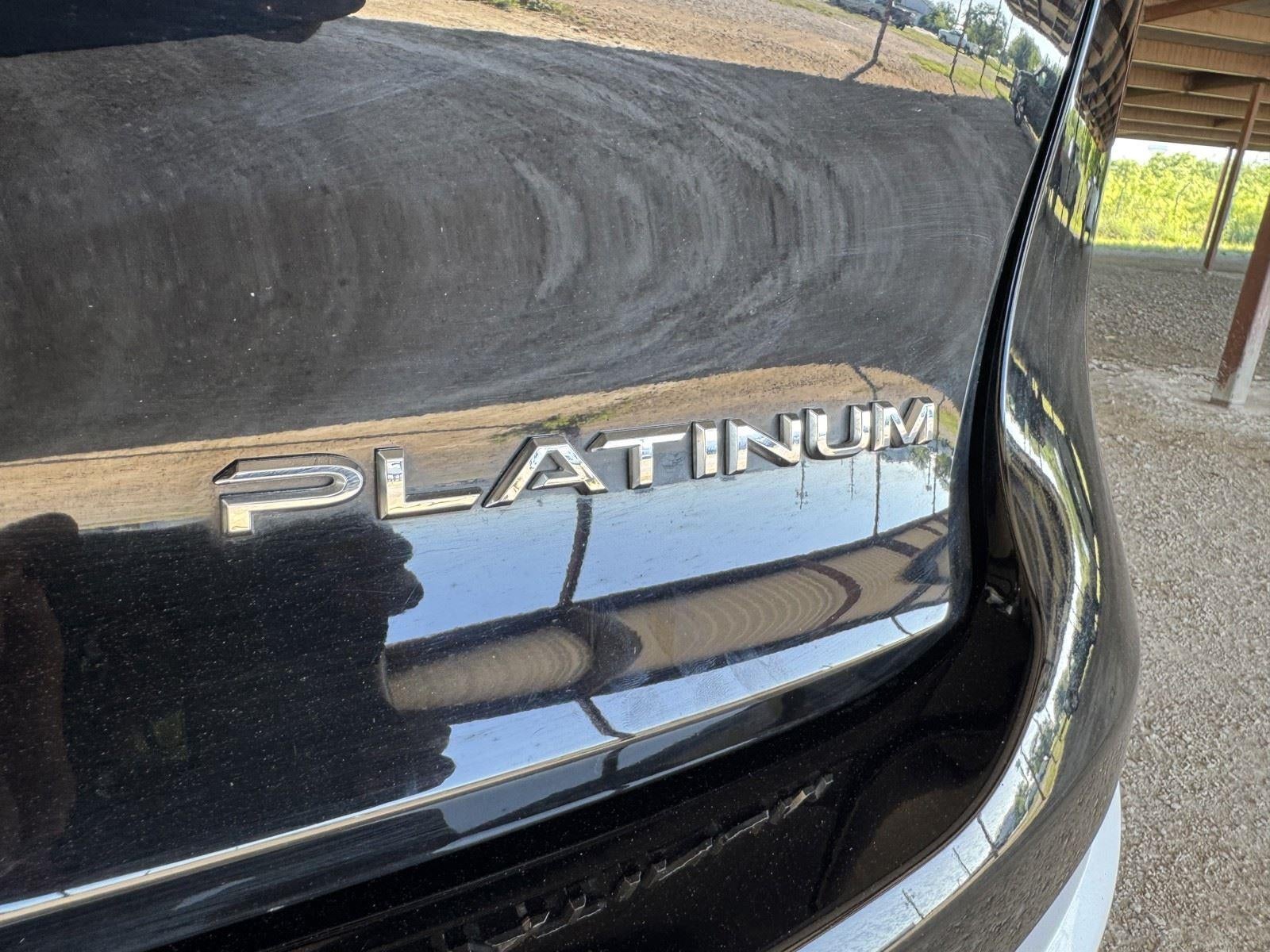 2024 Toyota Crown Platinum
