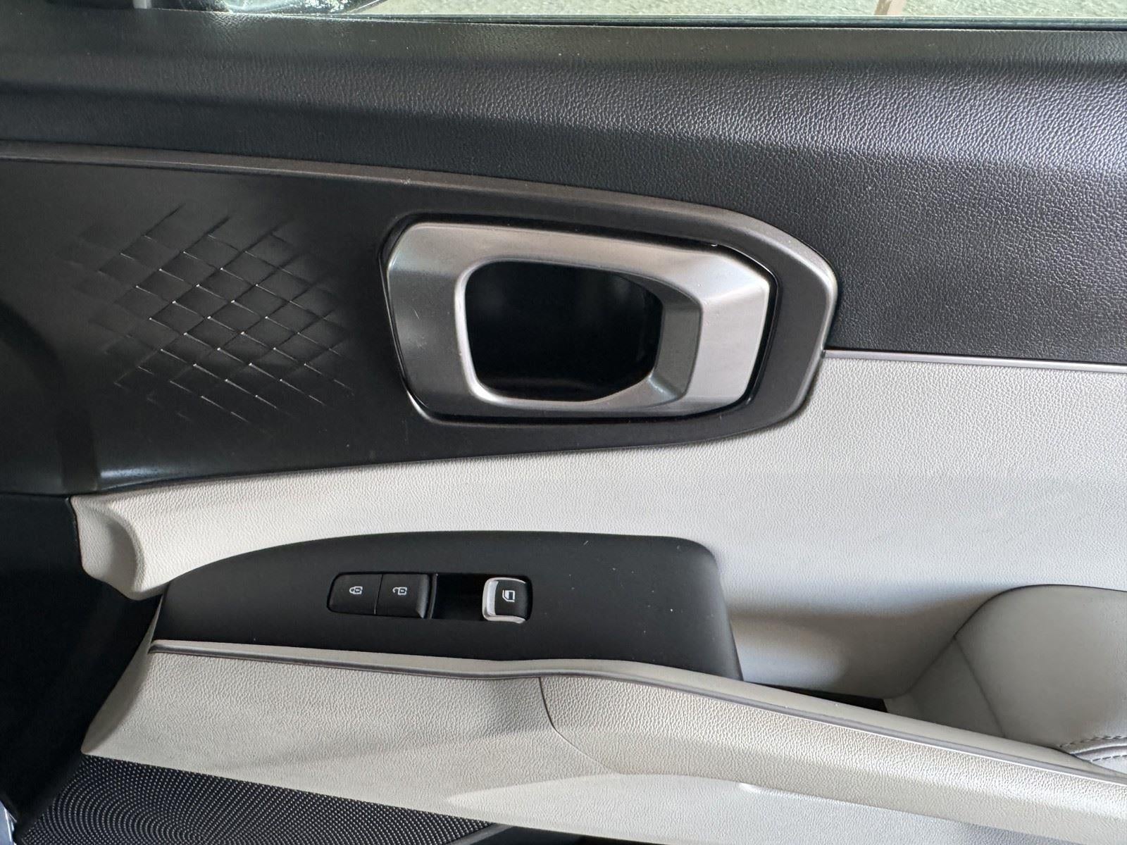 2022 Kia Sorento Hybrid S