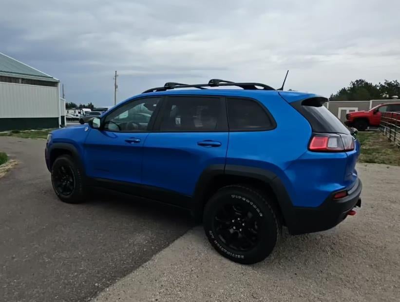 2022 Jeep Cherokee Trailhawk