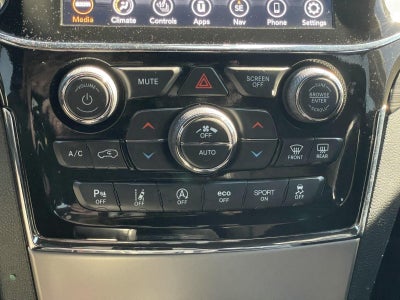 2022 Jeep Grand Cherokee WK Laredo X