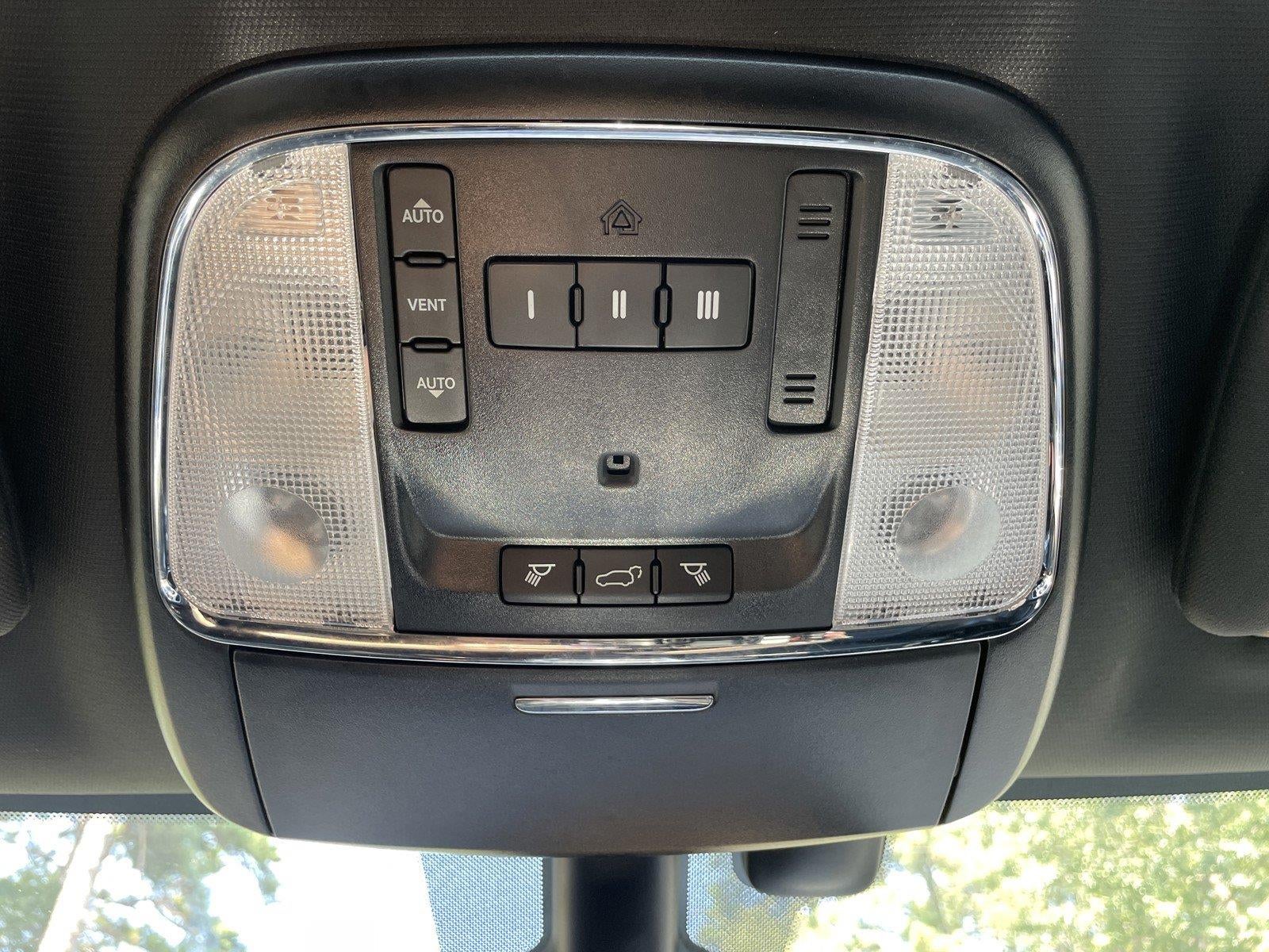 2018 Jeep Grand Cherokee Sterling Edition