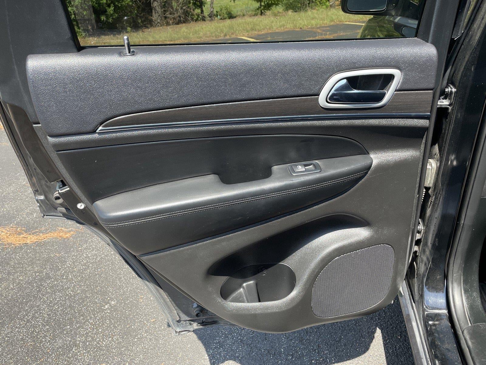 2018 Jeep Grand Cherokee Sterling Edition