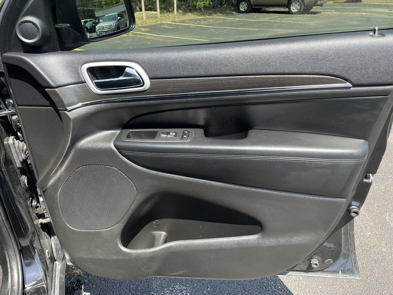 2018 Jeep Grand Cherokee Sterling Edition