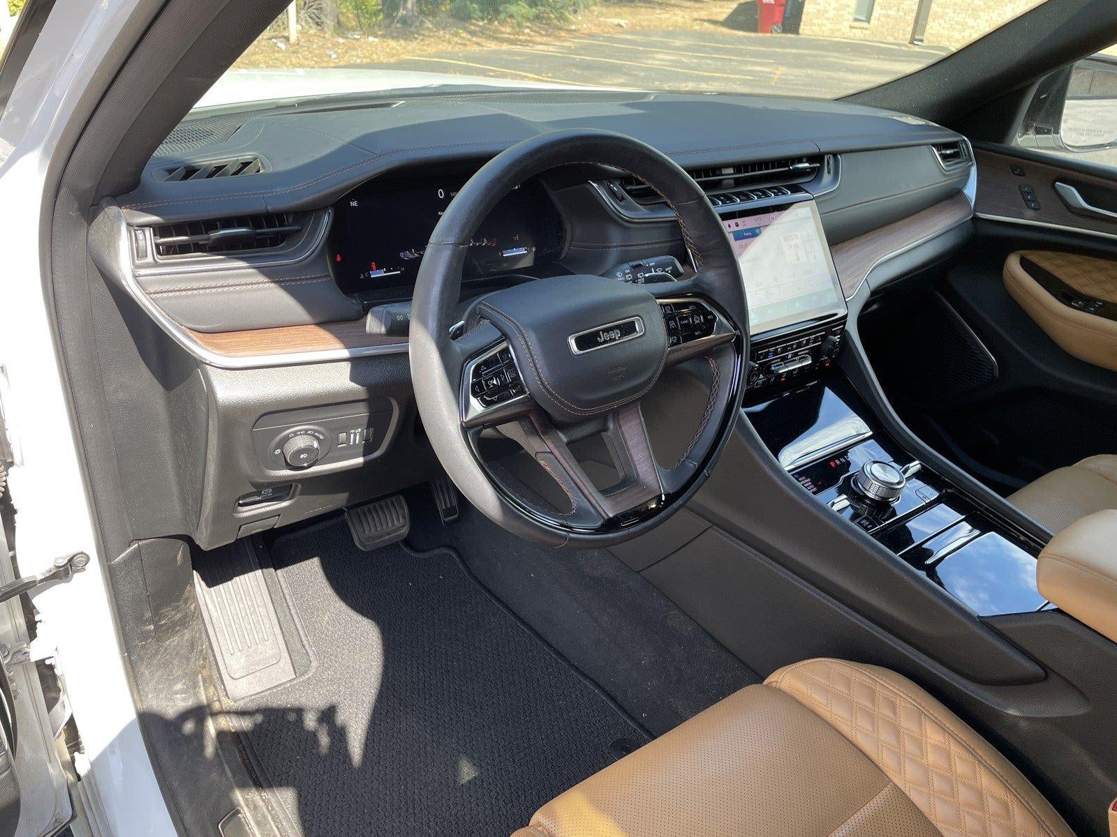 2023 Jeep Grand Cherokee Summit