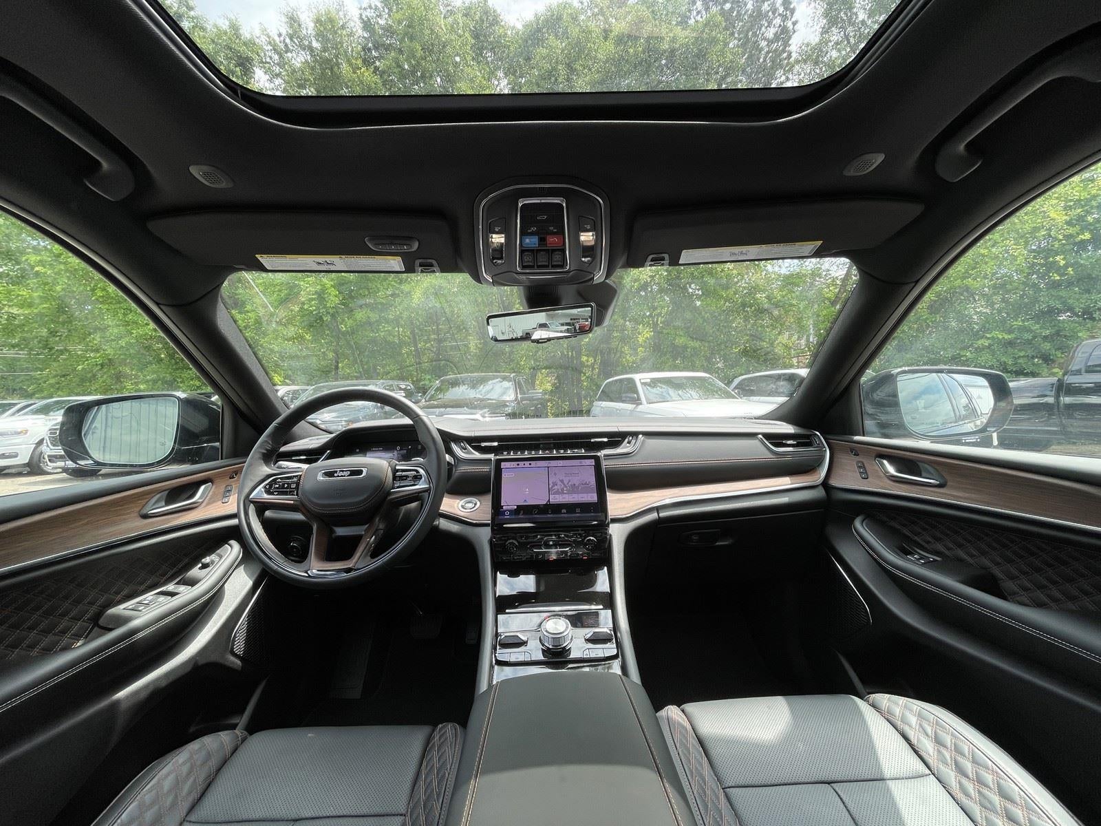 2025 Jeep Grand Cherokee Summit