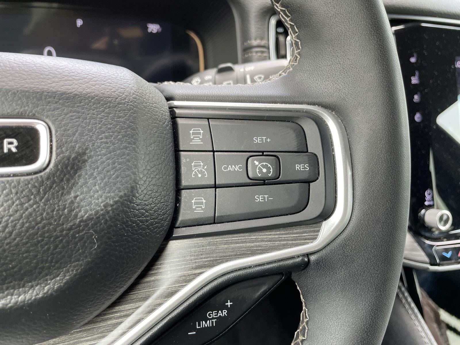 2024 Jeep Wagoneer L Series II