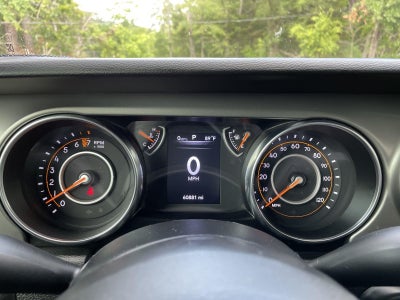 2022 Jeep Gladiator Willys