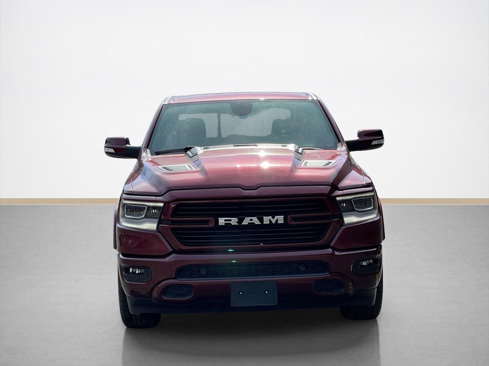 2020 RAM 1500 LARAMIE 4X2 CREW CAB 5'7