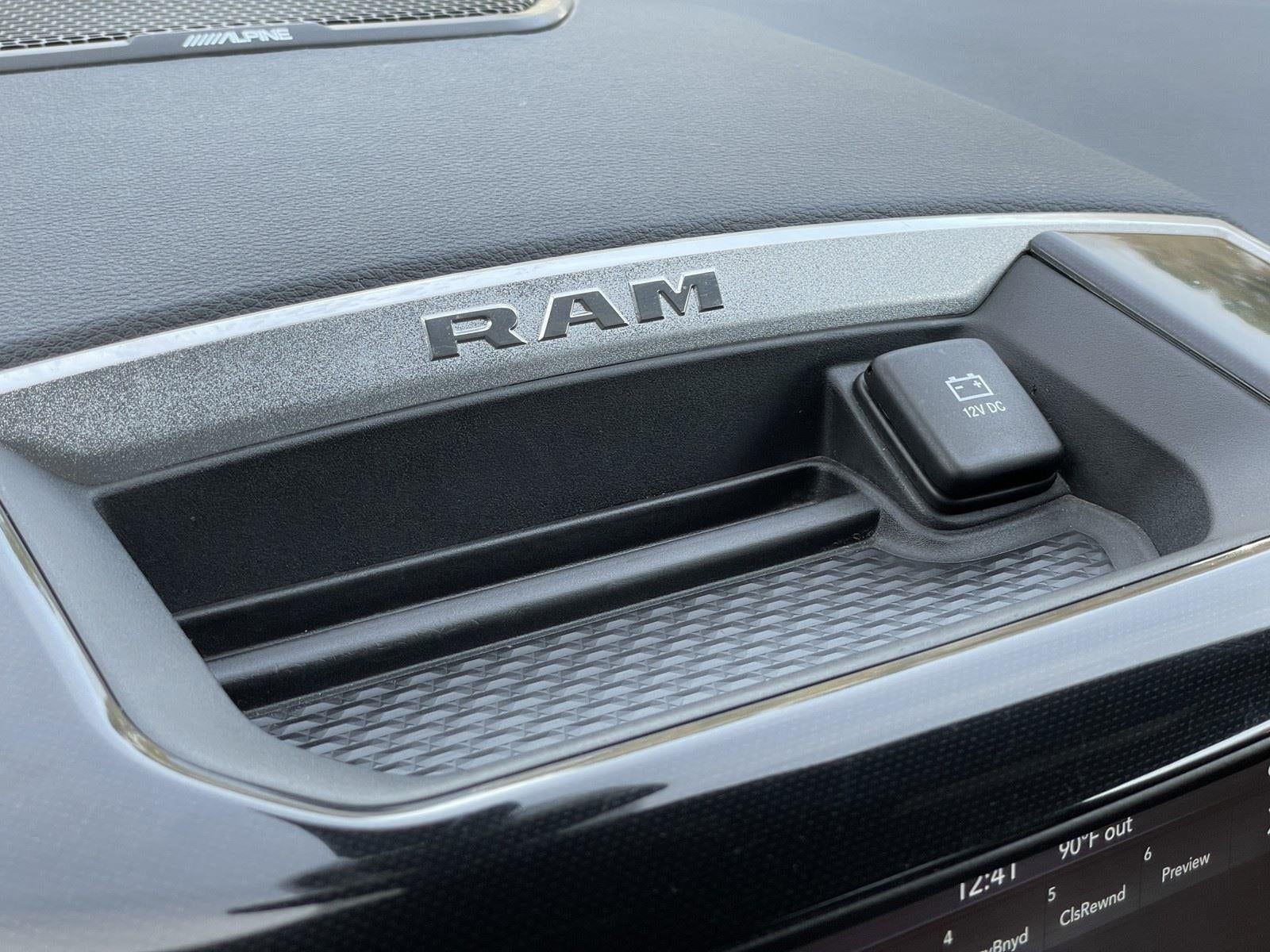 2020 RAM 1500 LARAMIE 4X2 CREW CAB 5'7