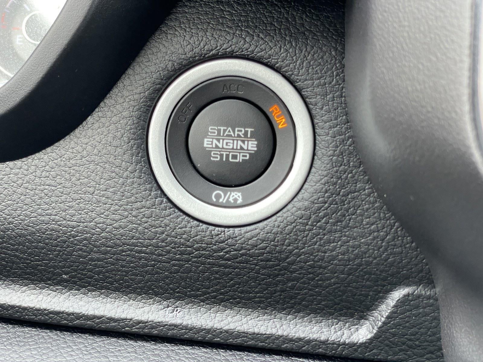 2020 RAM 1500 LARAMIE 4X2 CREW CAB 5'7