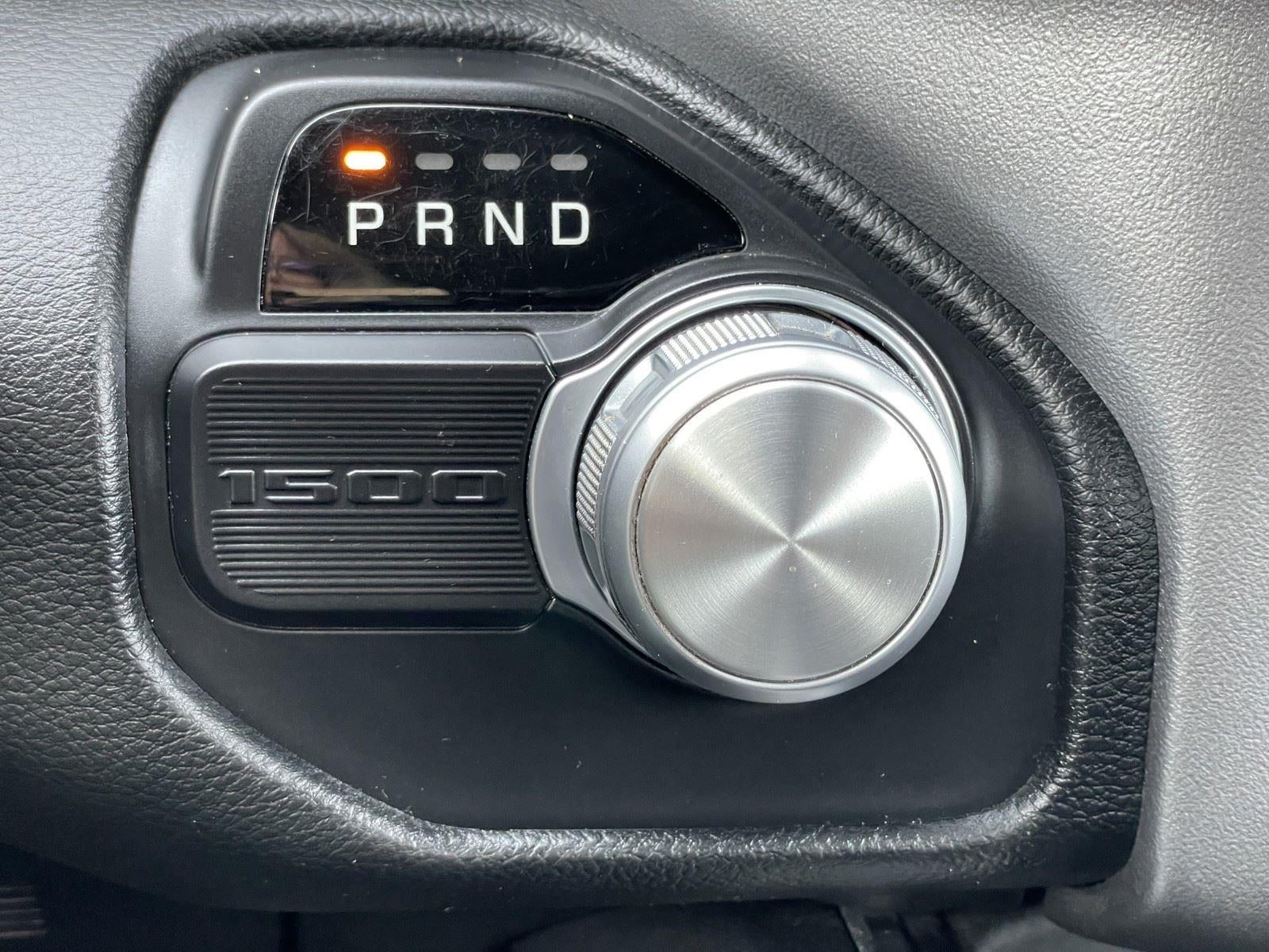 2020 RAM 1500 LARAMIE 4X2 CREW CAB 5'7