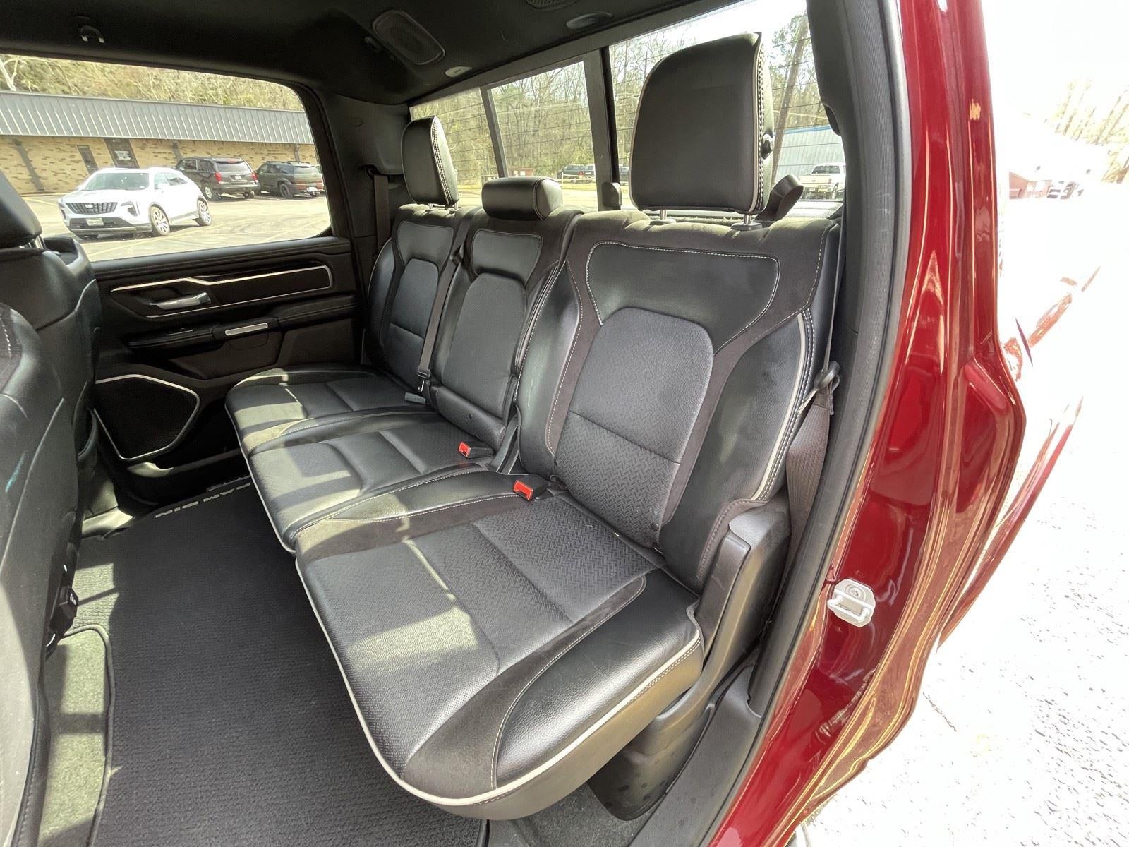 2020 RAM 1500 LARAMIE 4X2 CREW CAB 5'7