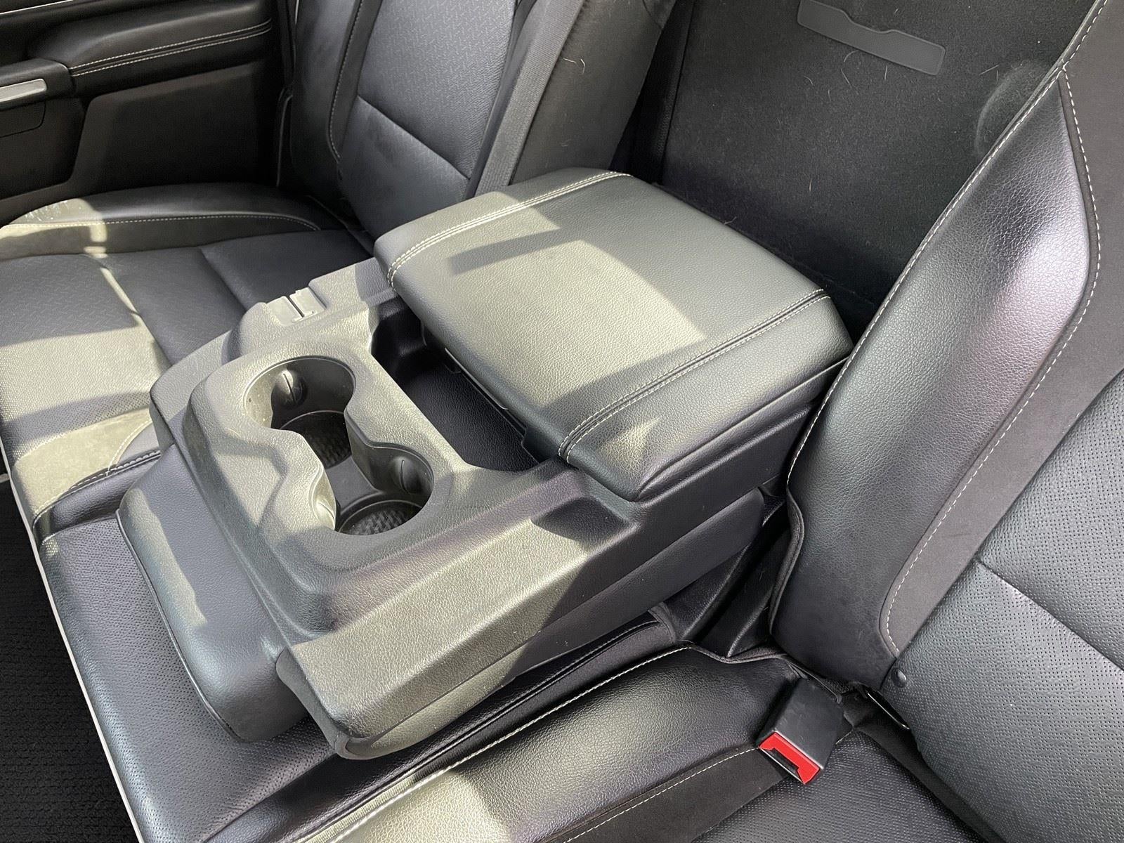 2020 RAM 1500 LARAMIE 4X2 CREW CAB 5'7