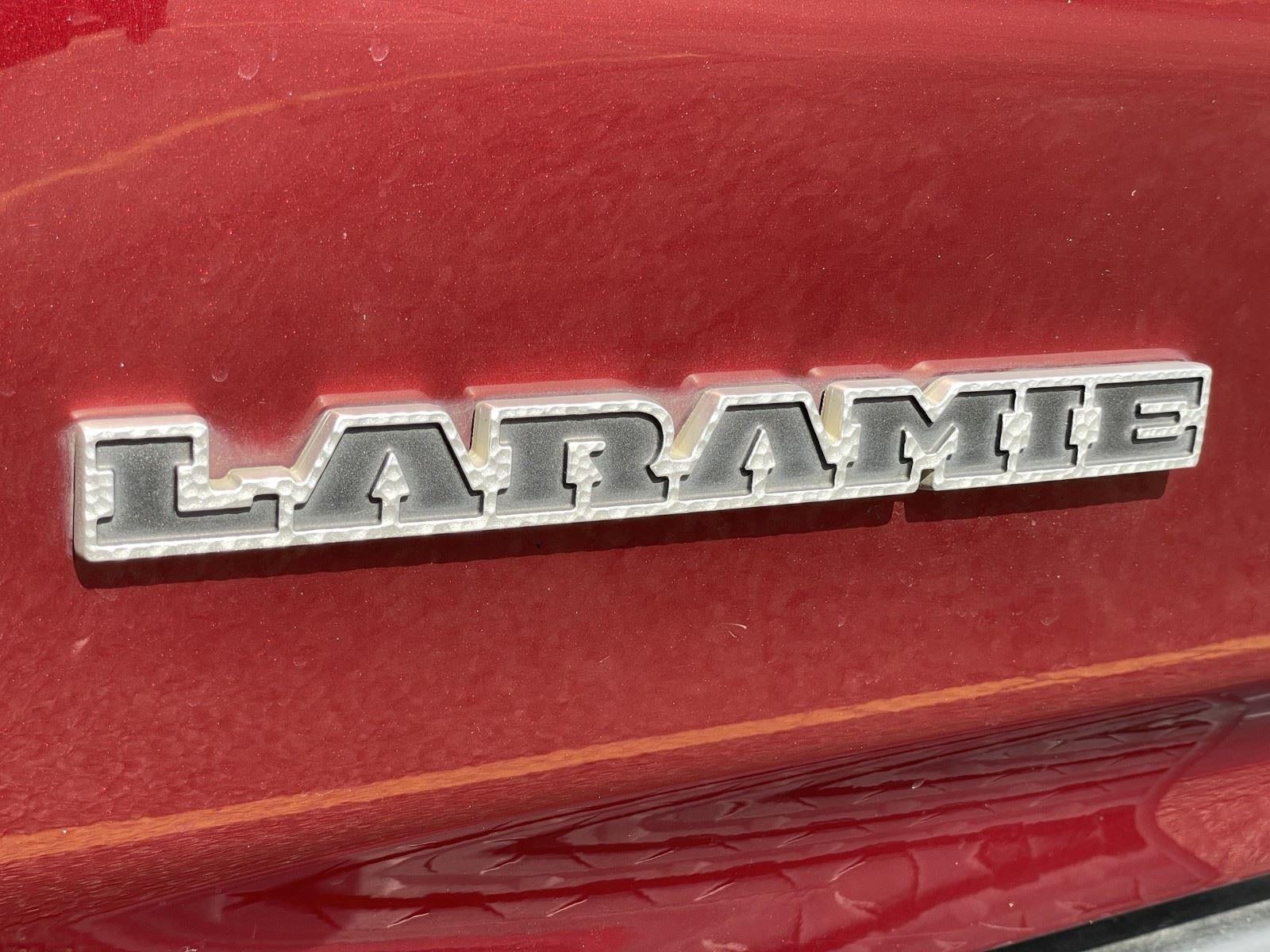 2020 RAM 1500 LARAMIE 4X2 CREW CAB 5'7
