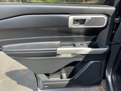 2021 Ford Explorer Base