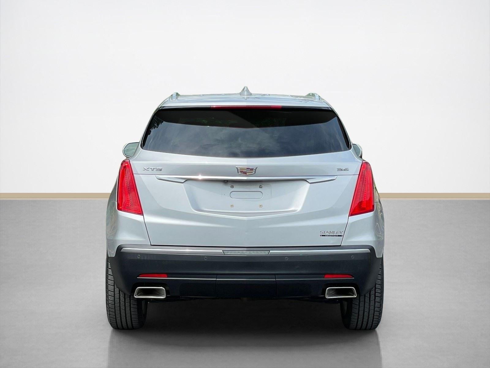 2018 Cadillac XT5 Premium Luxury FWD