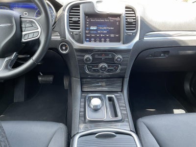 2021 Chrysler 300 Touring