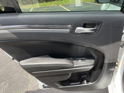2021 Chrysler 300 Touring