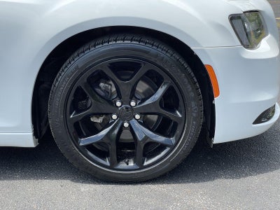 2021 Chrysler 300 Touring